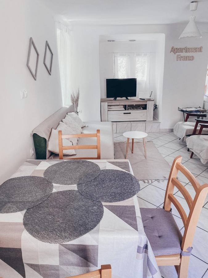 Apartment Estera Jelsa  Exteriör bild